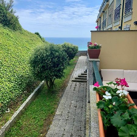 Canido Beach Малпика Екстериор снимка